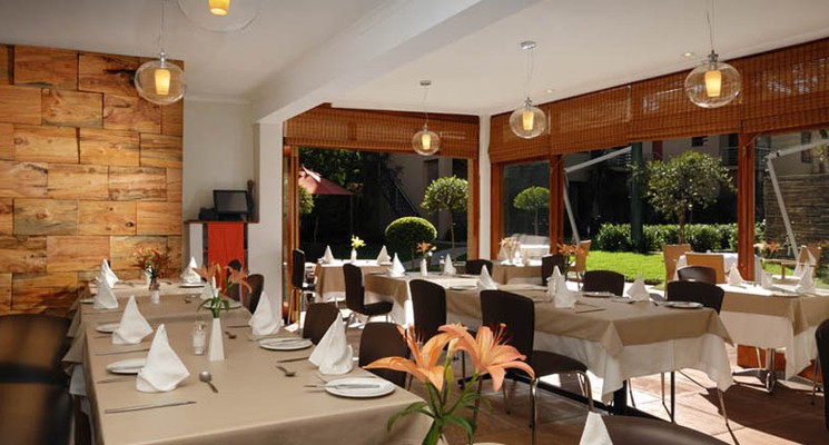 peech hotel